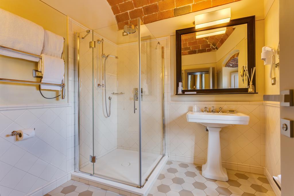 Castello La Leccia Villa Кастелина ин Кианти Екстериор снимка