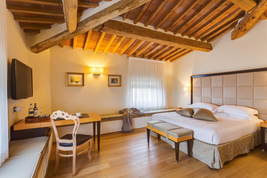 Castello La Leccia Villa Кастелина ин Кианти Екстериор снимка